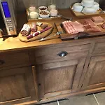 De Notelaar Bed & Breakfast Rendeux