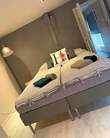 De Notelaar Oda ve Kahvaltı 3*